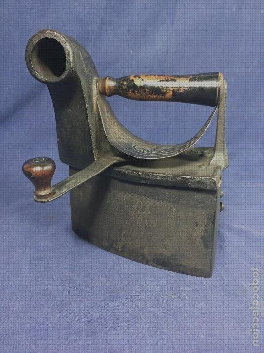 Review de planchas hierro y carbon cruz gamada